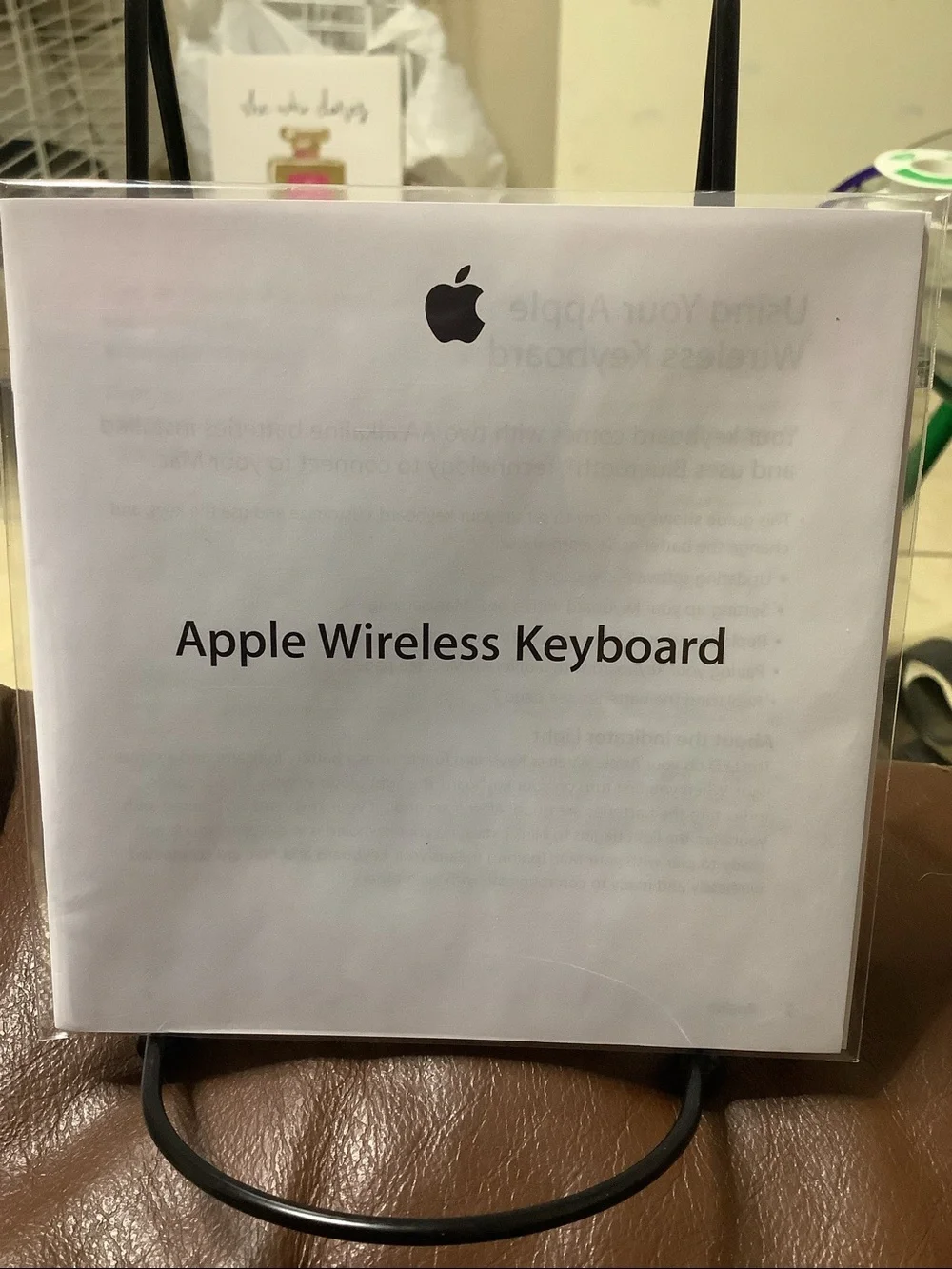 Apple Aluminum Bluetooth Keyboard in Silver and Cream